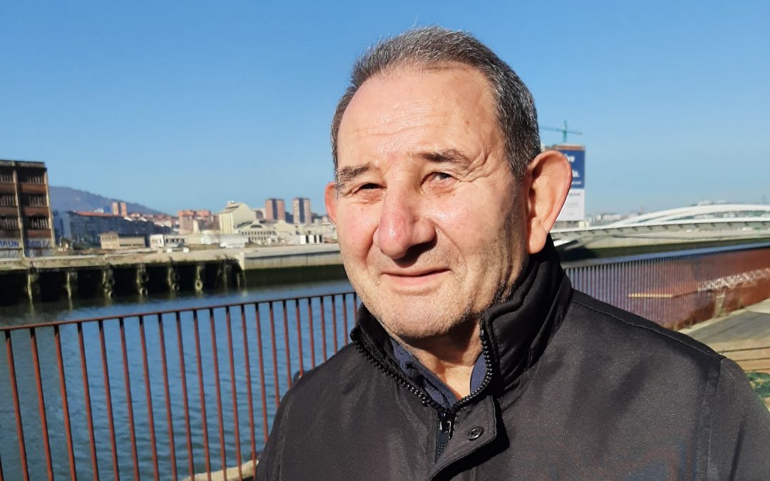 Licesio Santamarta: «Vengo tres días por semana desde Gernika desde hace 15 años»